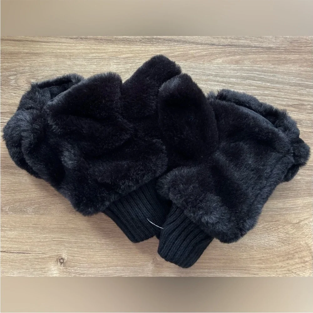 NWOT House Of Harlow BLACK FAUX FUR Convertible Flip Top Mittens
